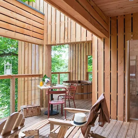 Dağ evi Nuits Perchees Cour-Maugis-sur-Huisne