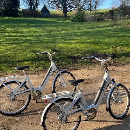 Dağ evi Nuits Perchees Cour-Maugis-sur-Huisne